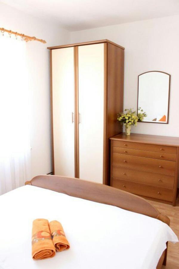 Apartments Marin 波尔 外观 照片